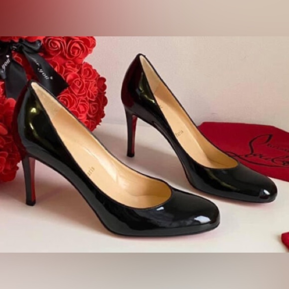 SOLD 💗 Christian Louboutin Miss Gena 85